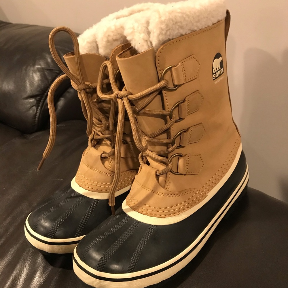 Sorel waterproof snow boots